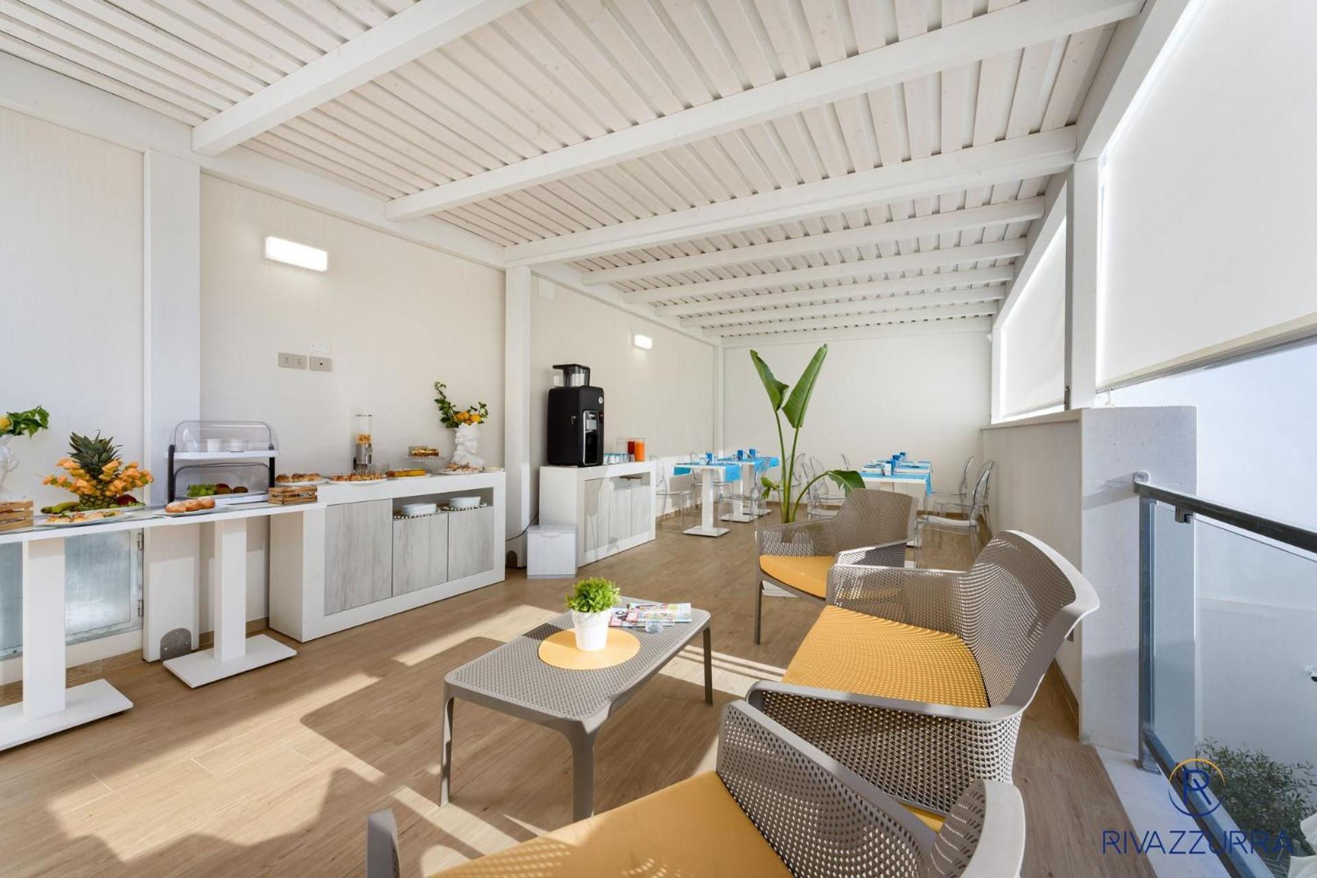 Rivazzurra Beach Rooms 산비토로카포 외부 사진